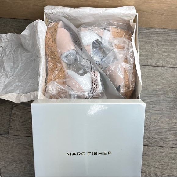 Marc Fisher Womens Rillia Suede Open Toe Casual Platform Pink Sandals - Size 8 - Picture 8 of 17